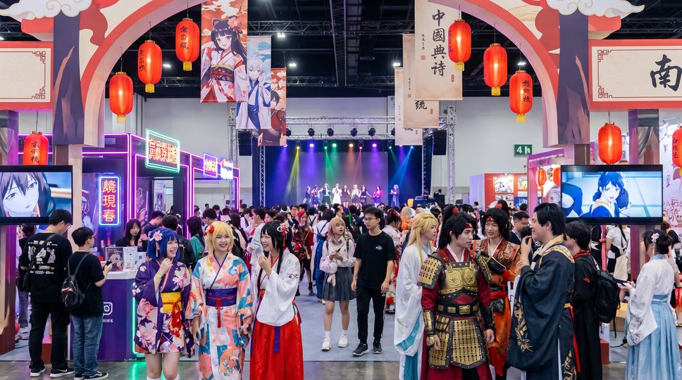 海角动漫cosplay视频